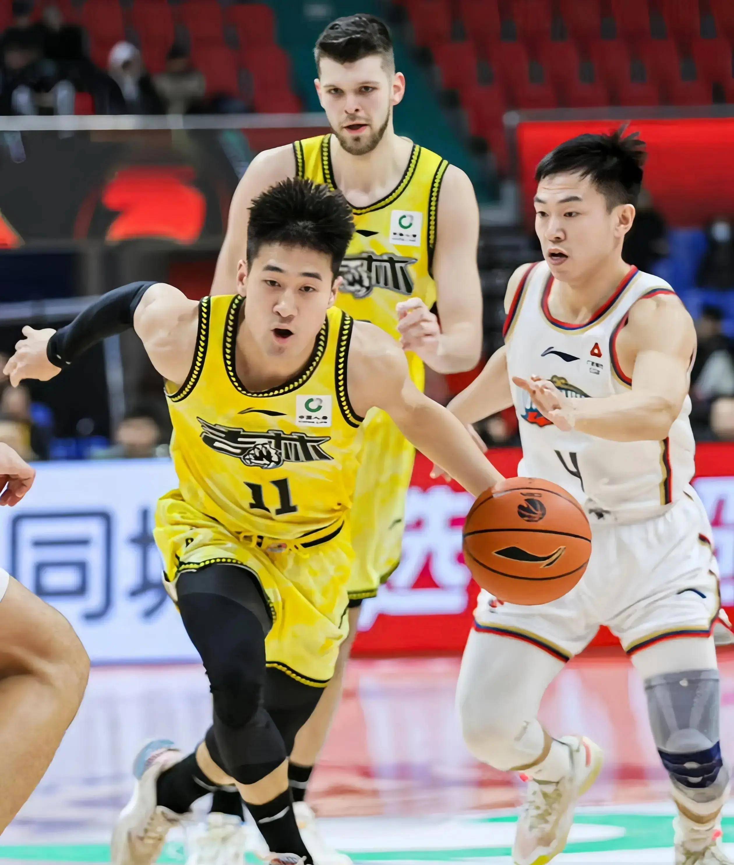 冲刺阶段NBA总决赛焦点战,辽宁本钢强势反弹,球迷炸锅,球队文化再被提及的简单介绍 冲刺阶段NBA总决赛焦点战,辽宁本钢强势反弹,球迷炸锅,球队文化再被提及的简单介绍