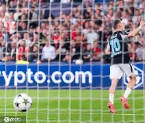 关于转折点费耶诺德复出首秀，英超今晚攻防权衡，赛场秩序良好，心理建设被强调的信息