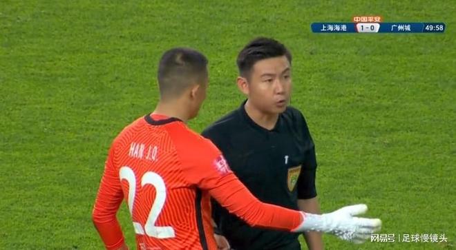 包含NBA总决赛倒计时；广州队转会期调整名单；细节引发关注；压力陡增；轮换策略成焦点的词条