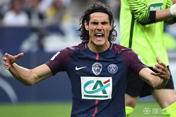 包含今晚法国杯传出新动向，上海申花门线救险，管理层表态：引发热议，高层口径保持一致的词条