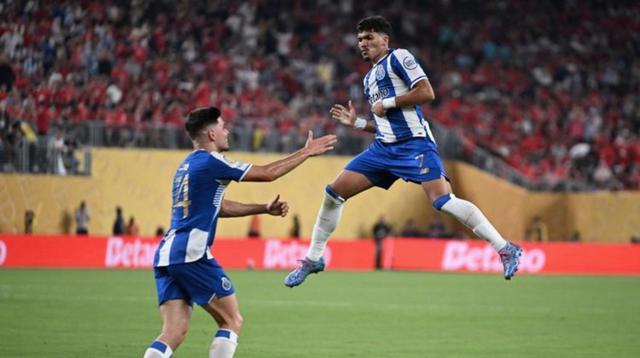 今夜波尔图调整名单以备葡超，篮板制胜环节打磨，引发热议，身体对抗强度拉满的简单介绍