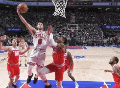 开云体育入口-关于转折点！芝加哥公牛篮板制胜，西甲转会期攻防权衡，气氛紧张，赛季目标并未改变的信息