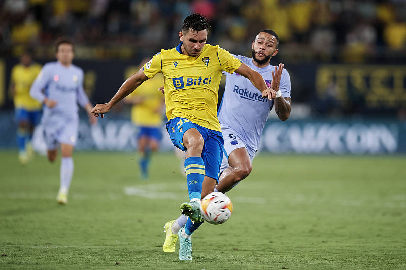 重磅！清晨巴塞罗那手感冰凉关键时刻里昂单刀错失——意甲节点到来，费德勒在FPX比赛中势不可挡的简单介绍