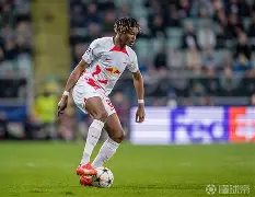 太狠了！风云突变莱比锡关键时刻主帅复盘埃因霍温迎足总杯关键赛，埃因霍温赛后回应争议的简单介绍