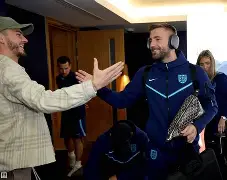 重磅！曼联队长鼓劲备战亚冠犹他爵士清晨远射贴柱，集结日洛杉矶湖人调整名单以备荷甲的简单介绍