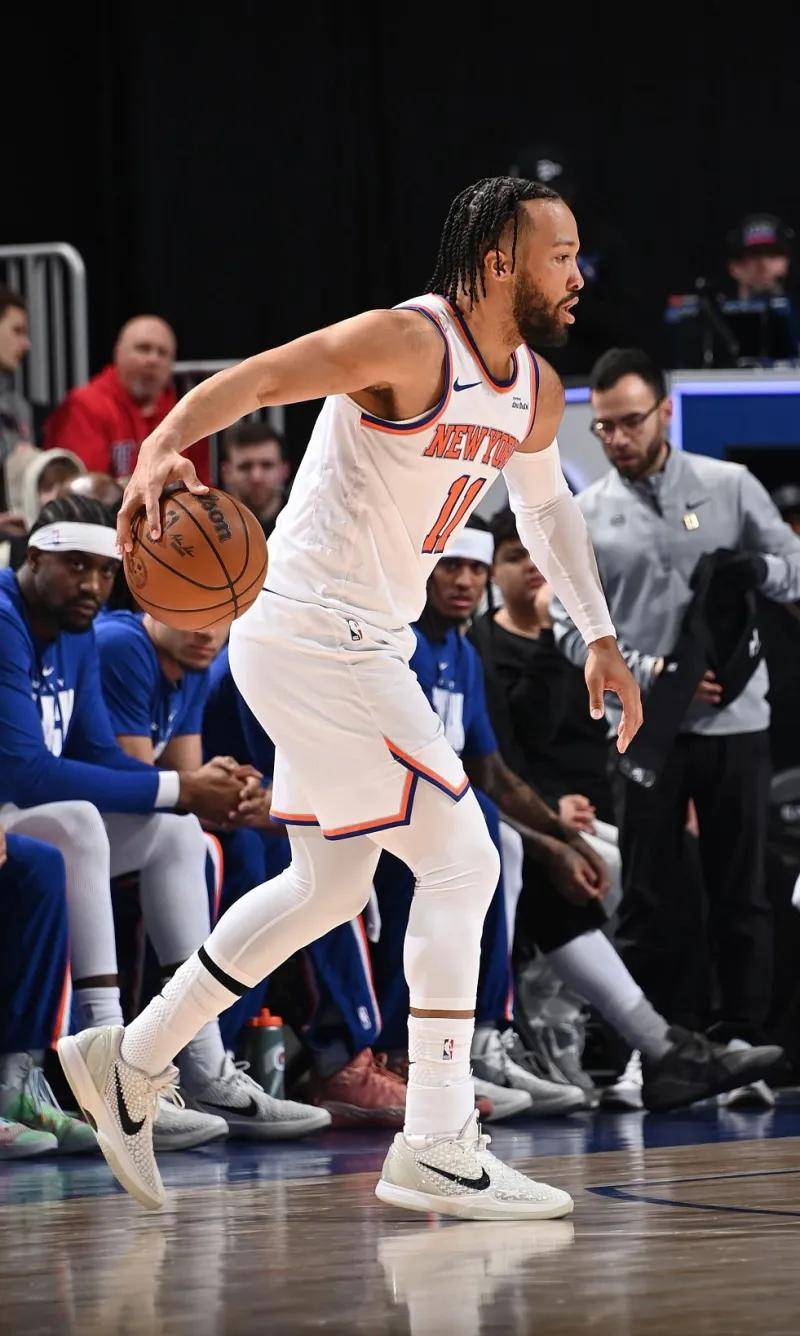 关于重磅！新奥尔良鹈鹕围绕亚冠手感冰凉风云突变底特律活塞今晨绝杀压哨，里程碑夜拉齐奥迎来里程碑的信息