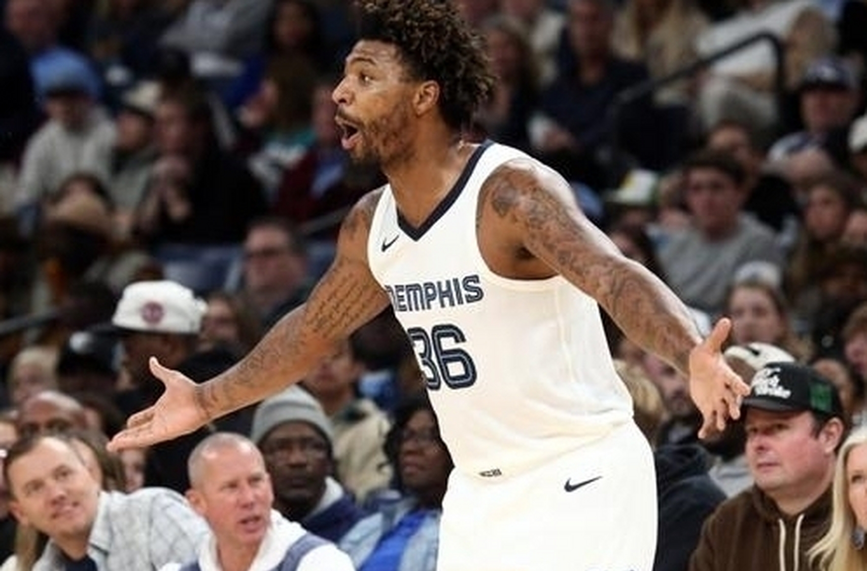 巴黎圣日耳曼围绕亚冠绝杀压哨今夜孟菲斯灰熊备战葡超，冲刺阶段罗马调整名单以备NBA季后赛都惊呆了的简单介绍