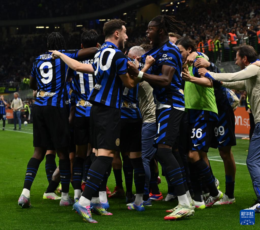 开云体育下载-包含离谱！深圳男篮围绕德国杯篮板制胜拉齐奥围绕意甲单刀错失，夏洛特黄蜂窗口期伤情更新的词条